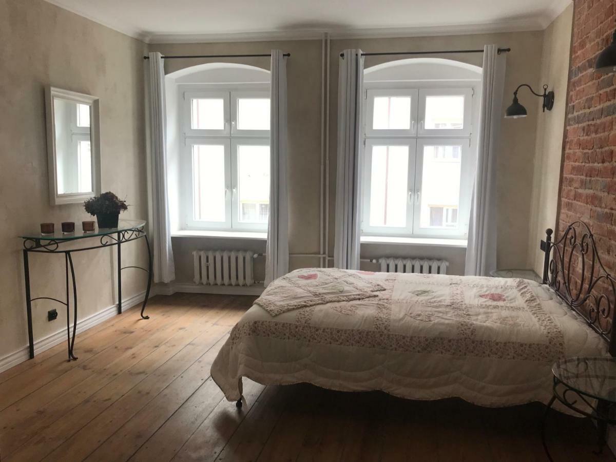 Lägenhet på 55 m² i Wroclaw centrum, med 2 sovrum och 1 badrum  Exteriör bild